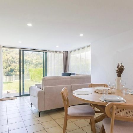 Charmant Chalet En Bord De Seine Saint-Pierre-du-Vauvray Екстериор снимка