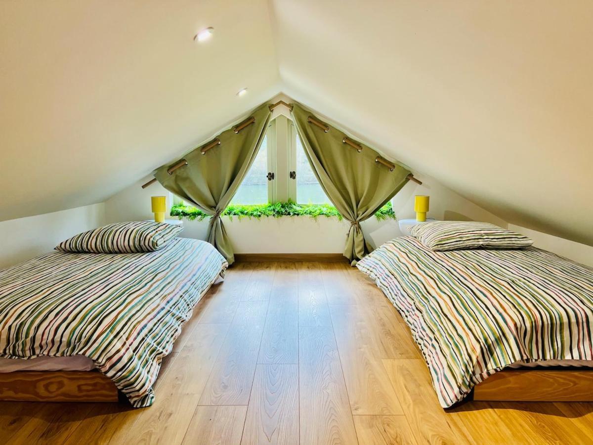 Charmant Chalet En Bord De Seine Saint-Pierre-du-Vauvray Екстериор снимка