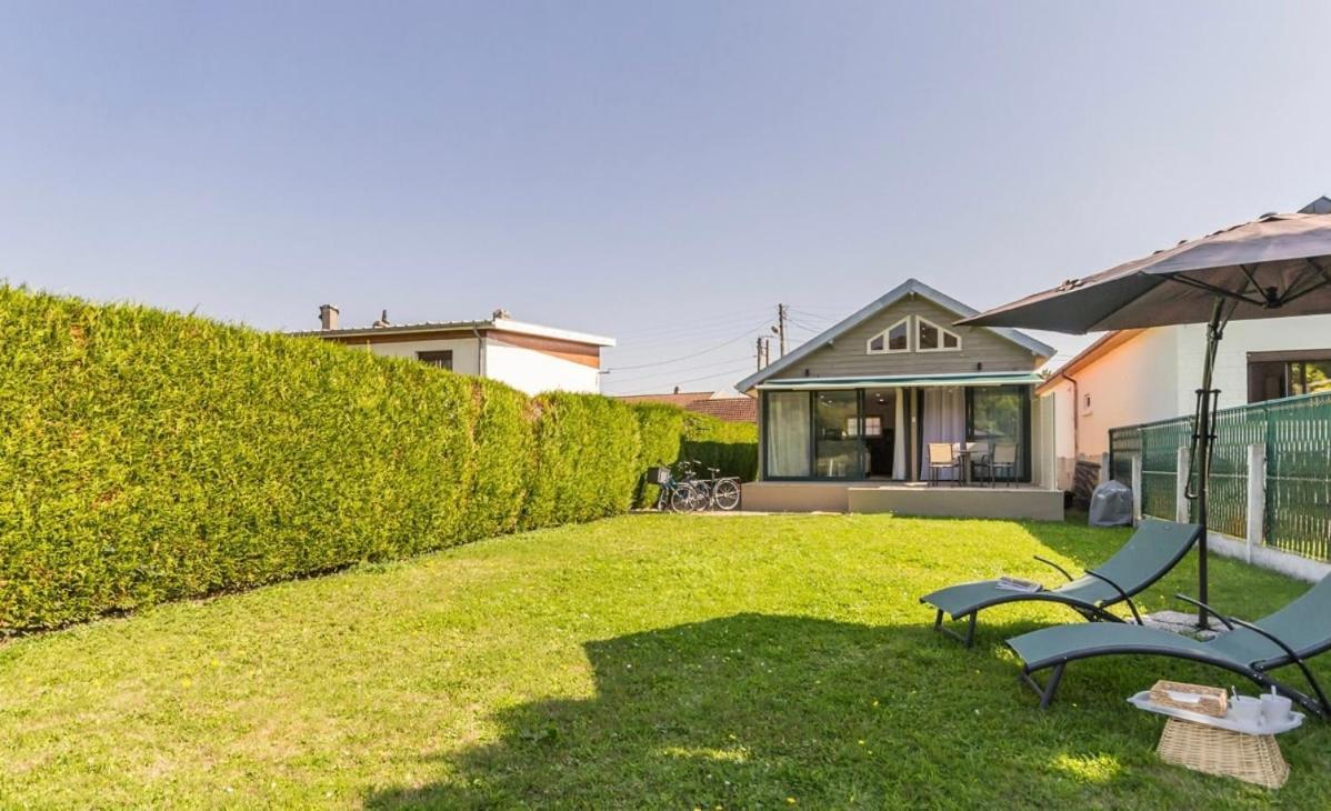 Charmant Chalet En Bord De Seine Saint-Pierre-du-Vauvray Екстериор снимка