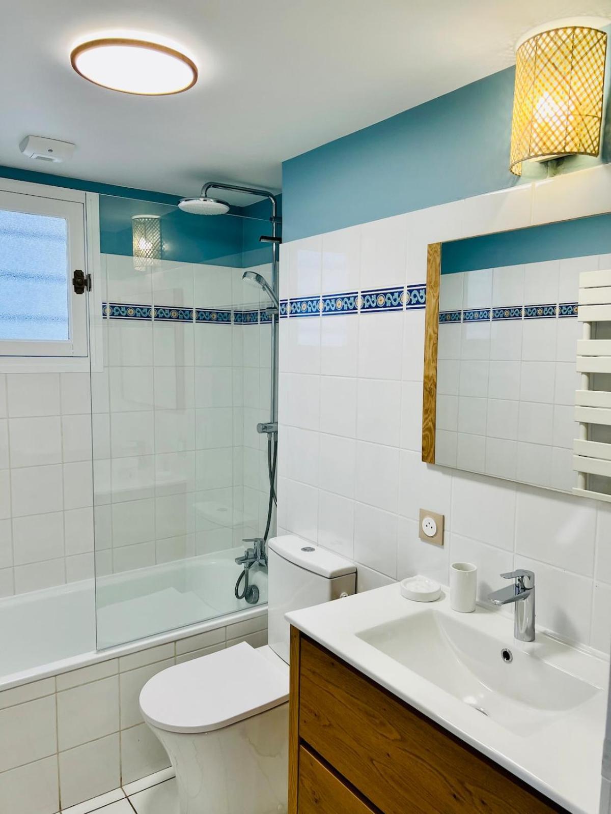 Charmant Chalet En Bord De Seine Saint-Pierre-du-Vauvray Екстериор снимка
