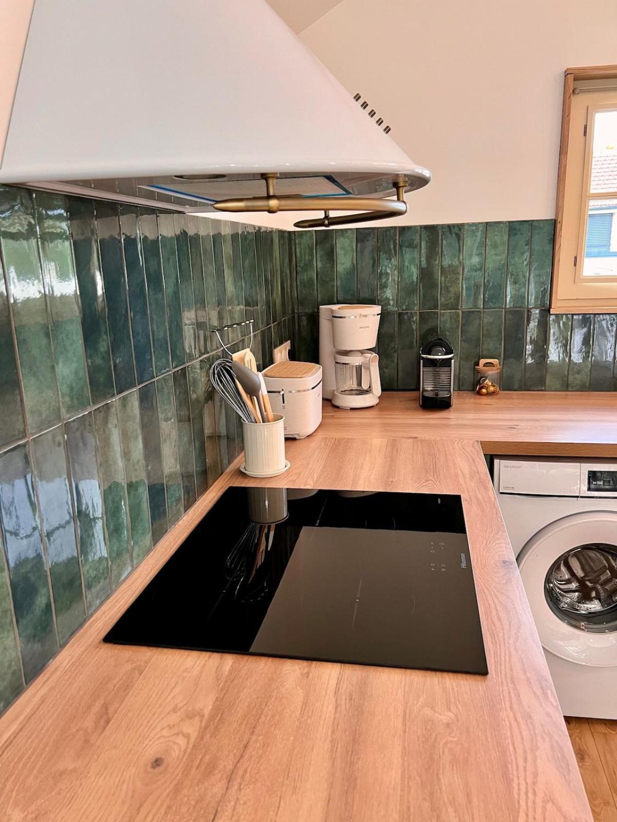 Charmant Chalet En Bord De Seine Saint-Pierre-du-Vauvray Екстериор снимка